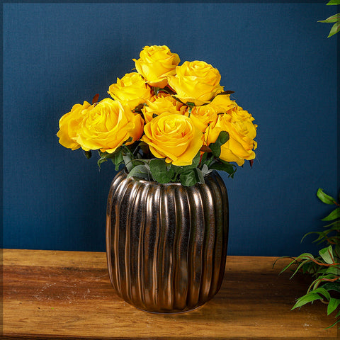 Modern Style Vase