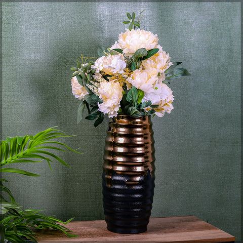 D Gold Ceramic Vase