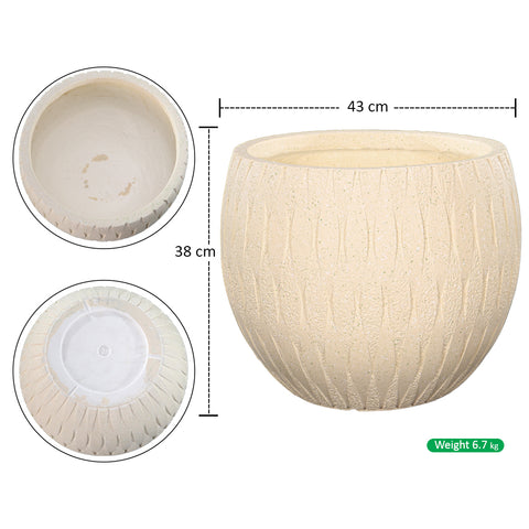 Round Cream Concrete Pot