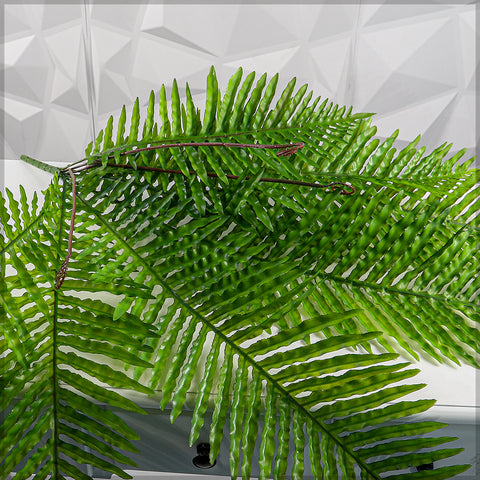 Lifelike fern leaves for home decoration