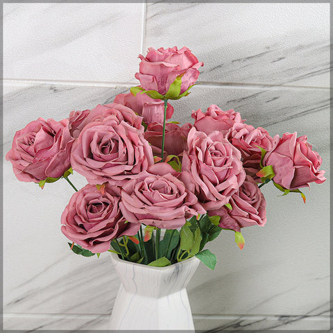 2pcs Artificial Silk Roses