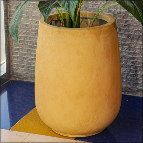 Concrete pots with drainage in UAE