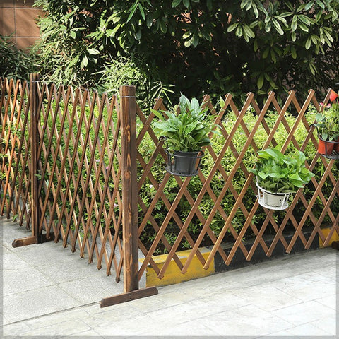 Extendable Wooden Grid Fence