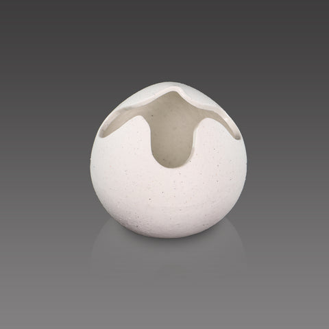 White modern creative ceramic vase